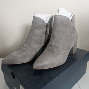 BNIB Cole Haan Elyse Boots, Size 7